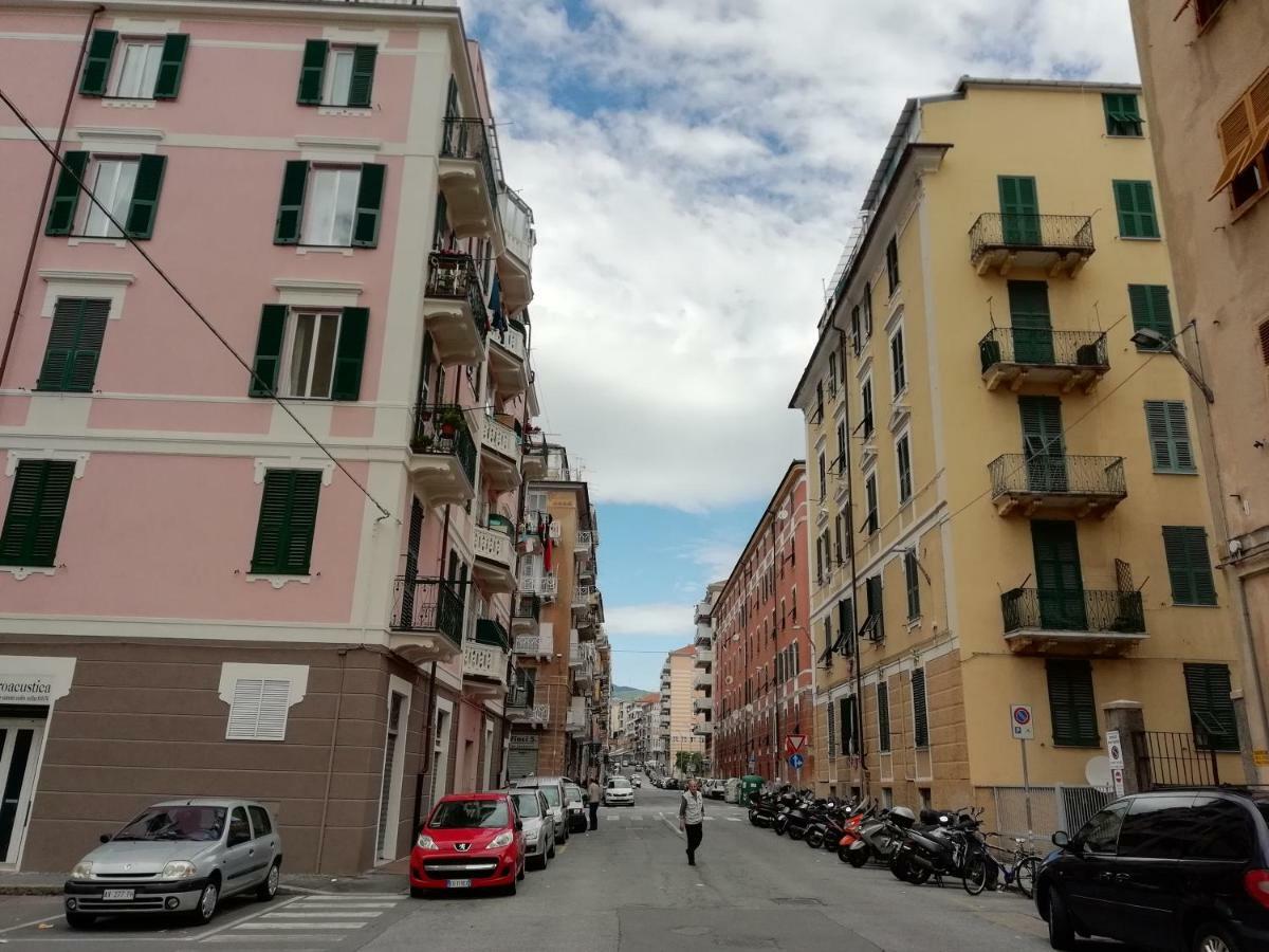 Appartamento Indipendente A Due Passi Dal Centro Савона Екстериор снимка